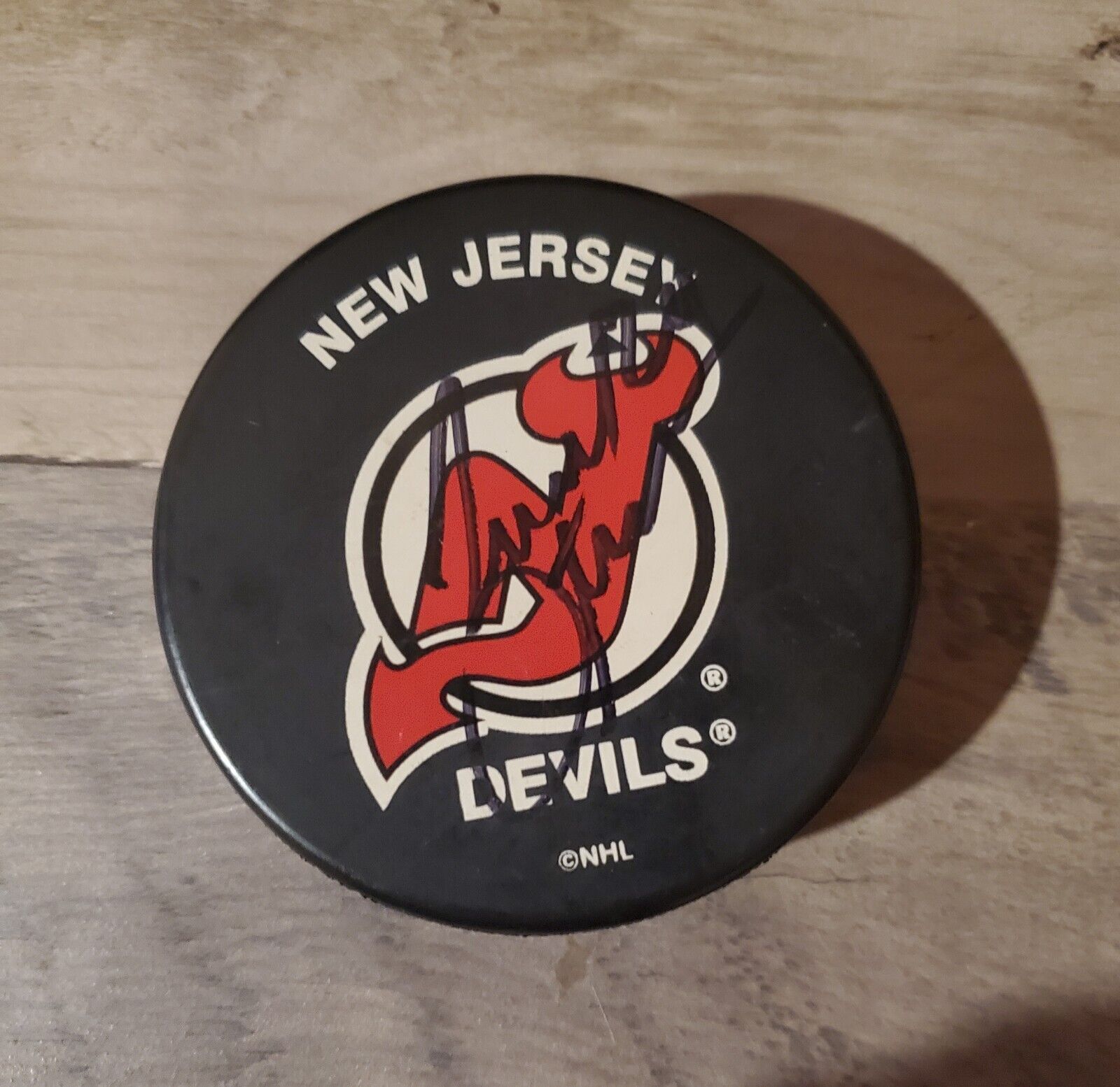 Turner Stevenson New Jersey Devils #24 Autographed Official Nhl Hockey Puck