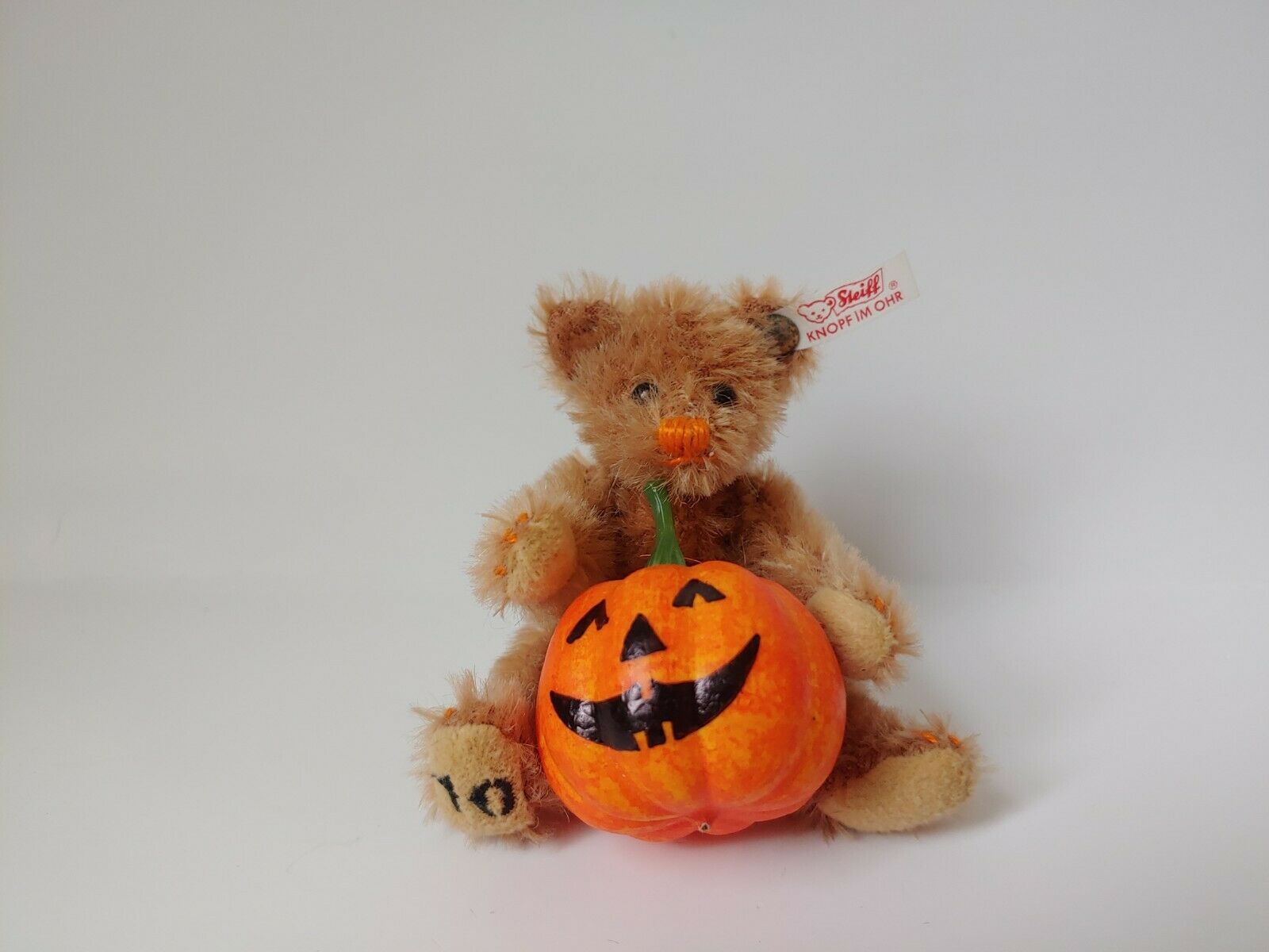 Steiff Teddy Bear Miniature Calendar Bear 10 October Pumpkin