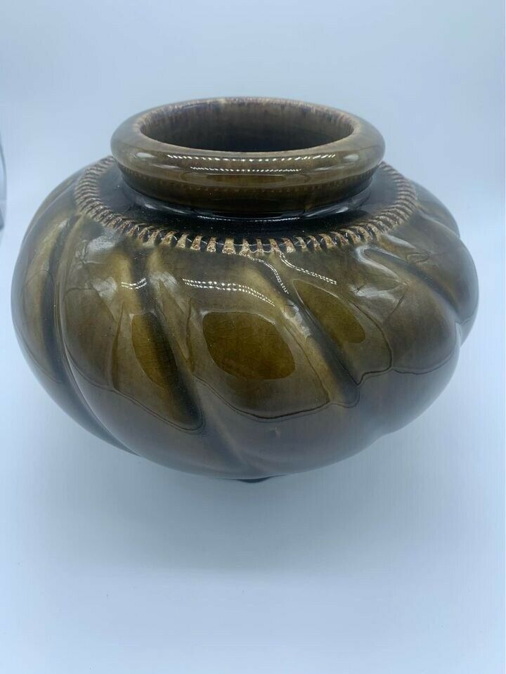 Vintage Thai Celadon Vase Made In Thailand Signed